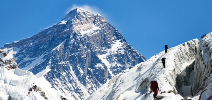 A snowy Mount Everest